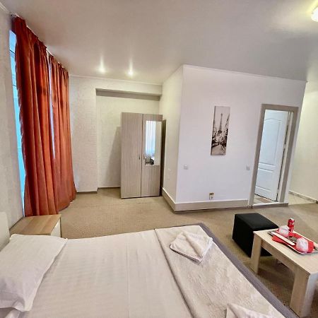 Hotel Mon Caprice Bukurešť Exteriér fotografie