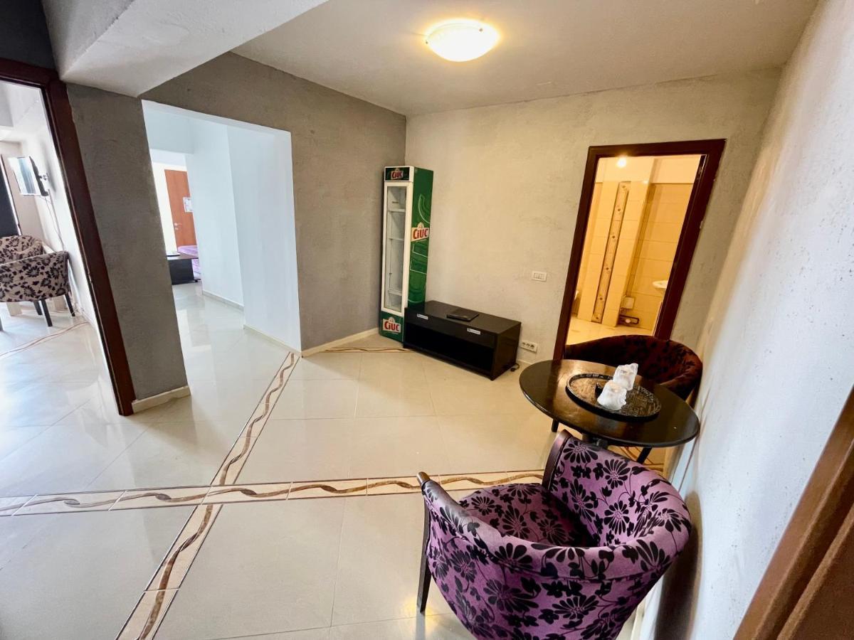 Hotel Mon Caprice Bukurešť Exteriér fotografie