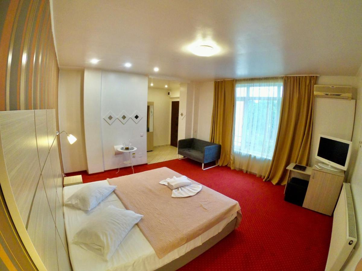 Hotel Mon Caprice Bukurešť Exteriér fotografie