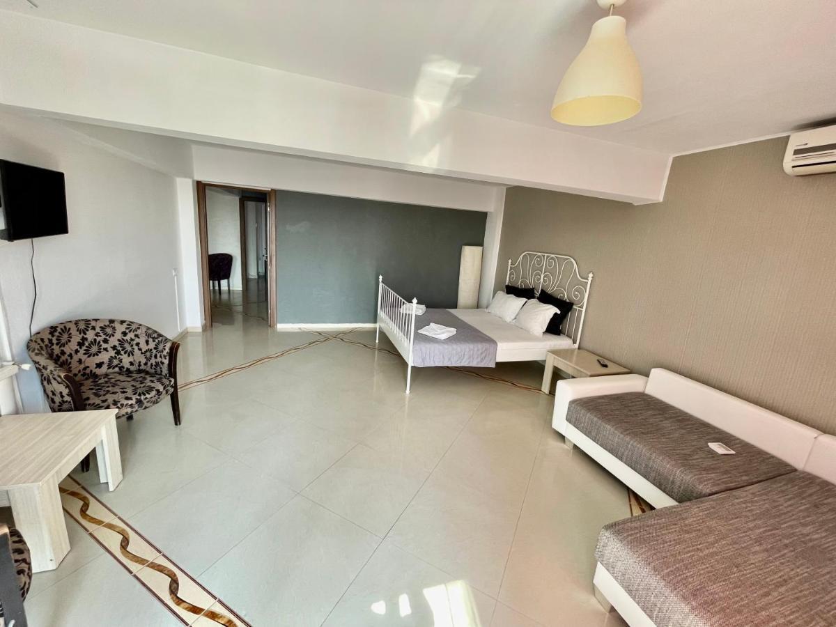 Hotel Mon Caprice Bukurešť Exteriér fotografie