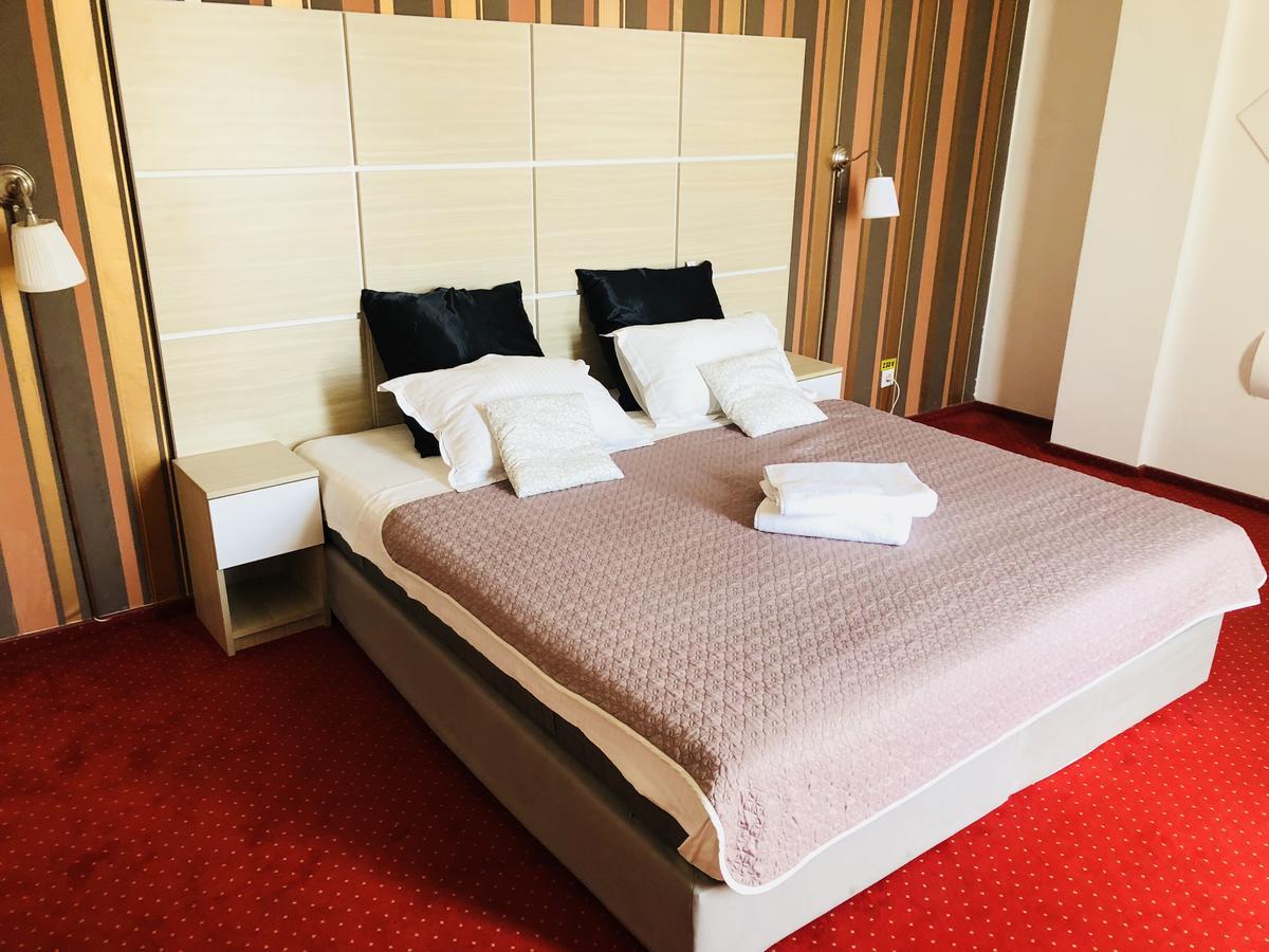 Hotel Mon Caprice Bukurešť Exteriér fotografie